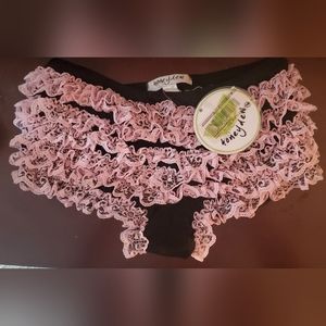 Black boyshort ruffle panties